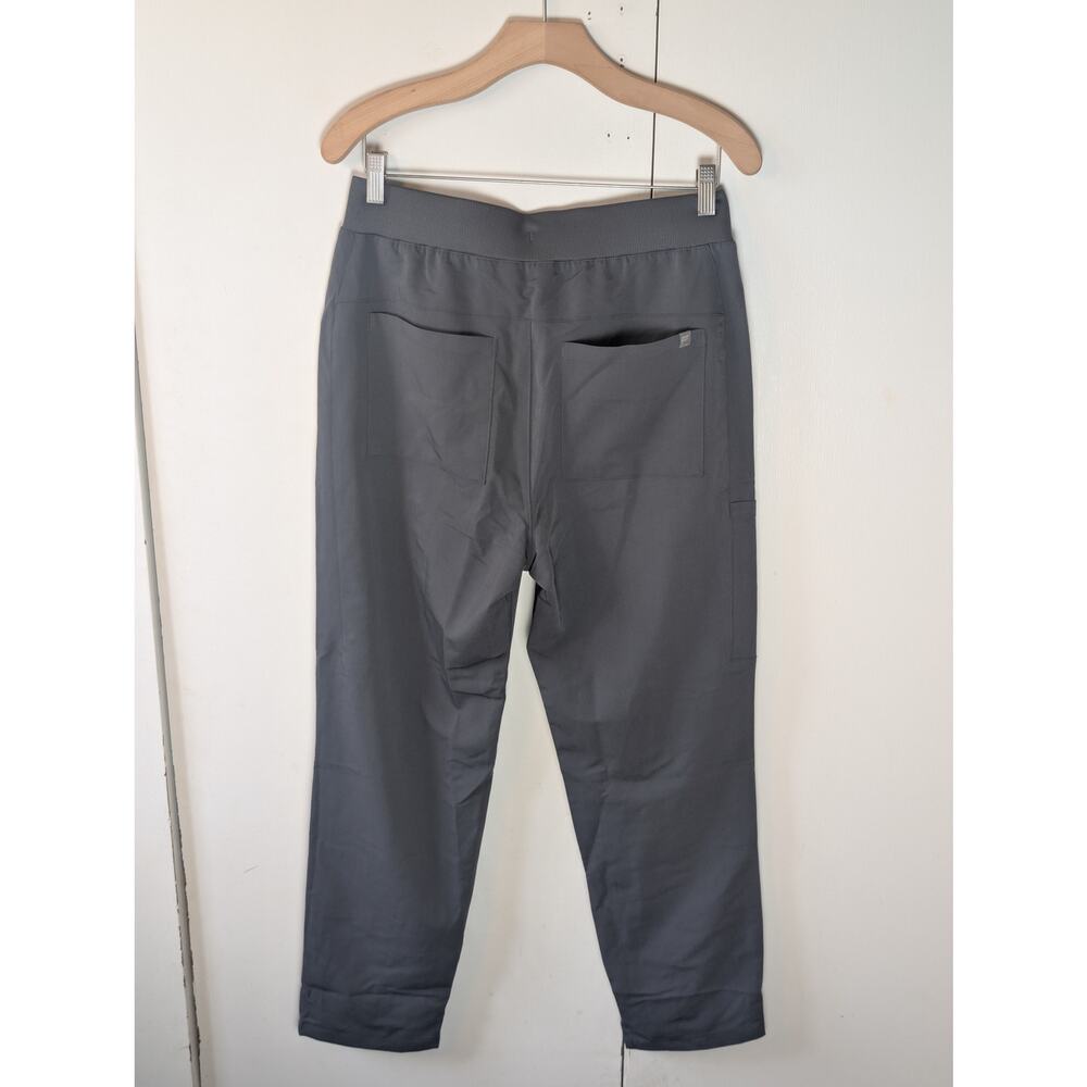 Fabletics Gray Scrub Pants Medium Short - image 11